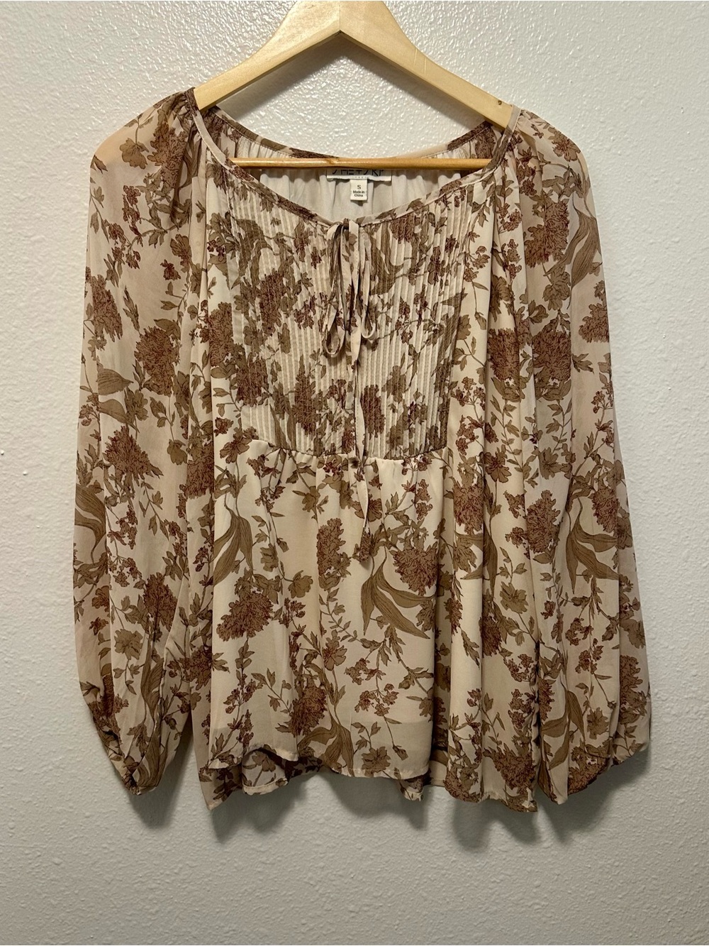 Floral Peasant Blouse - Cream & Brown
